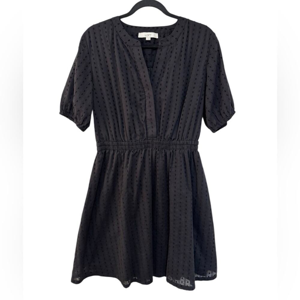 LOFT Split Neck Flare Mini Dress in Black Clip Dot - Size 4